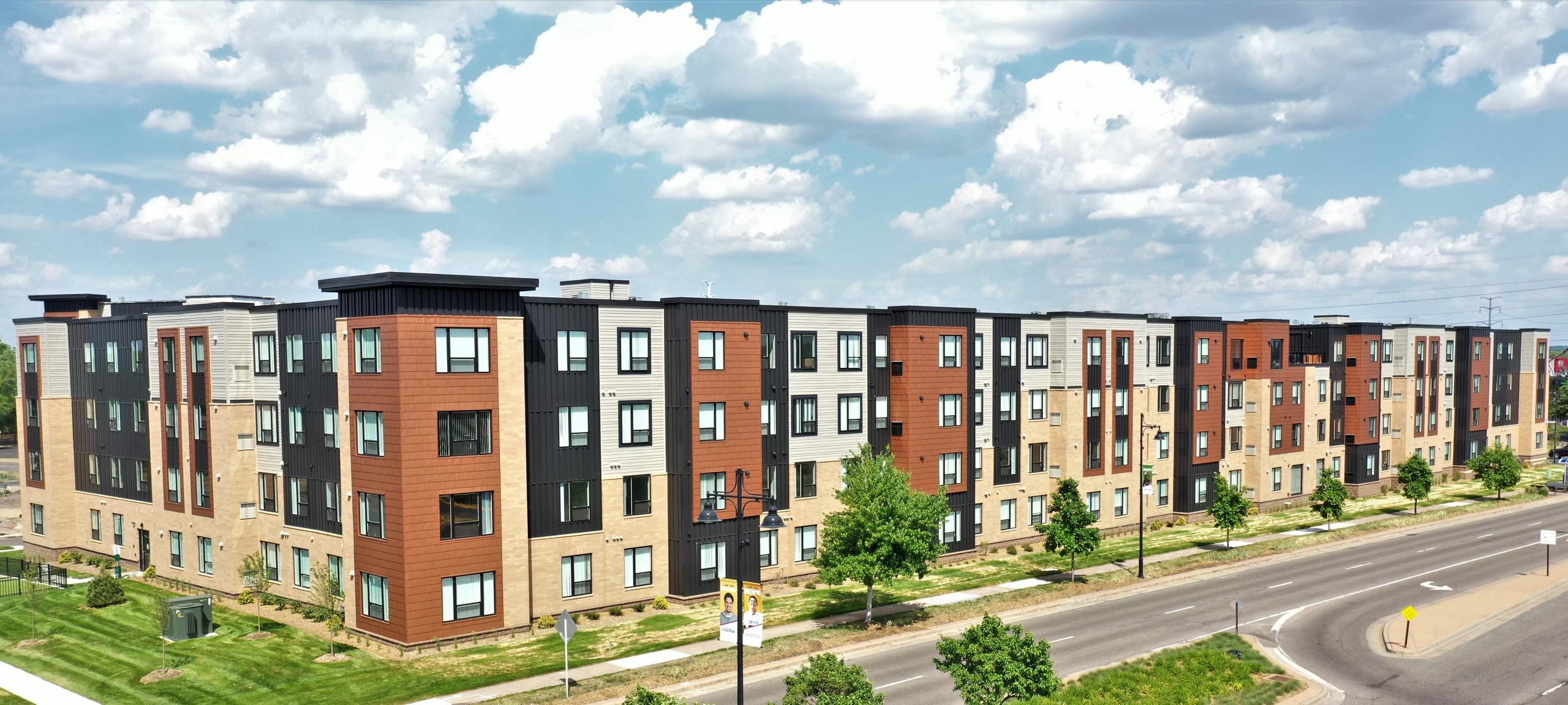 Multi-Family Sidewall Application of EDCO's ArrowLine Shake in Copper