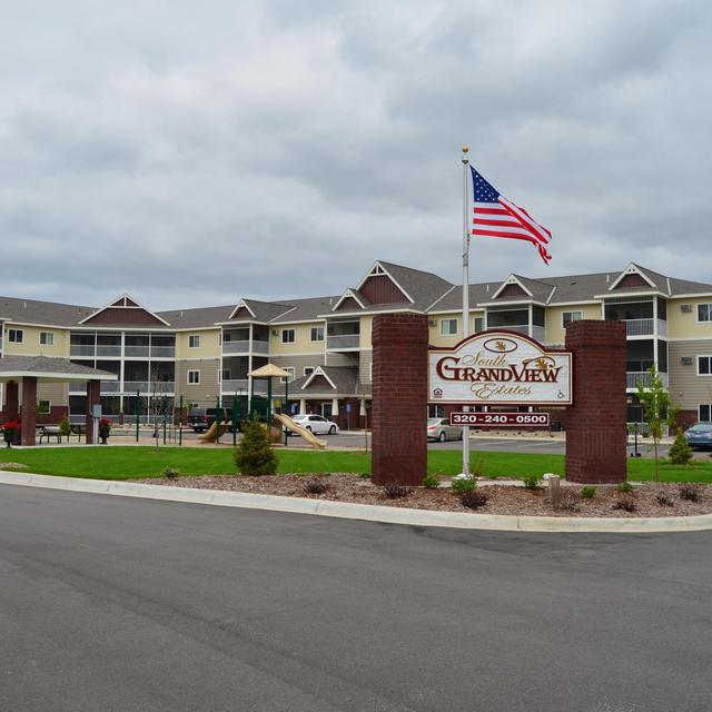 Aesthetically pleasing colors from EDCO complement each other on this large Senior Living Apartment Building in Minnesota providing a natural, elegant style.
